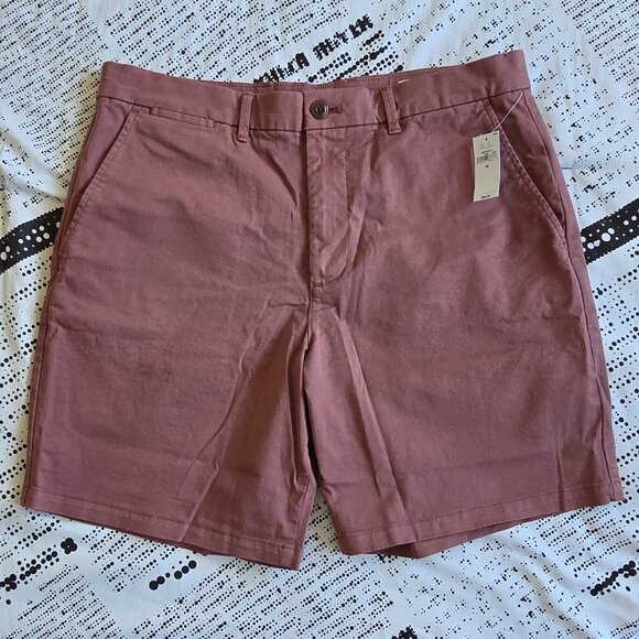 GAP 8" Modern Shorts - Picture 1 of 3
